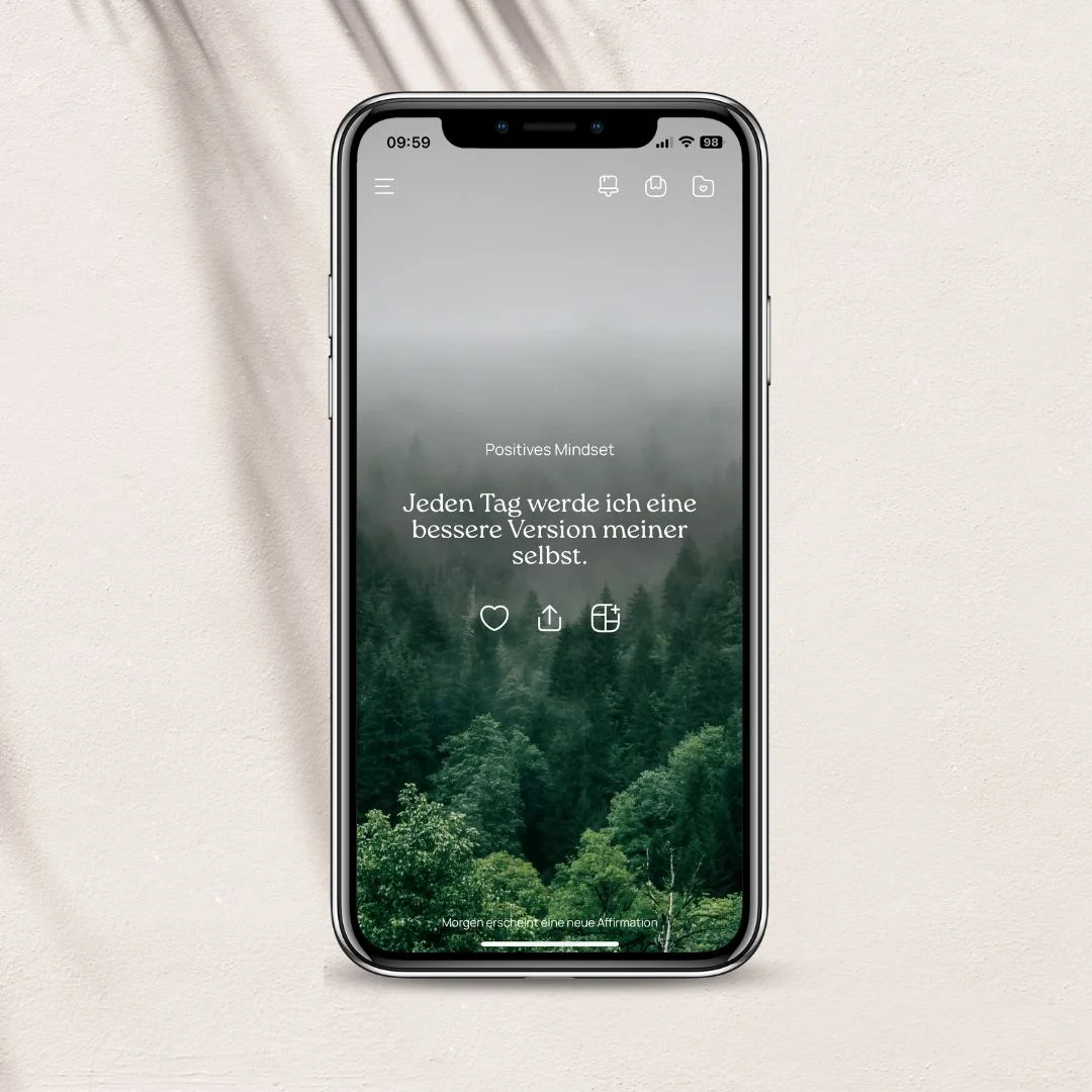 Die VISIYA App zeigt eine tägliche Affirmation über einem beruhigenden Naturmotiv