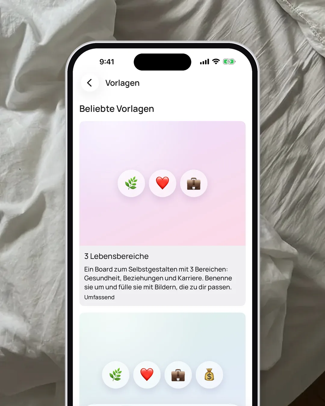 Die Vorlagen-Galerie in VISIYA mit mehreren Vision Board Vorlagen, jede mit Titelbild und Namen